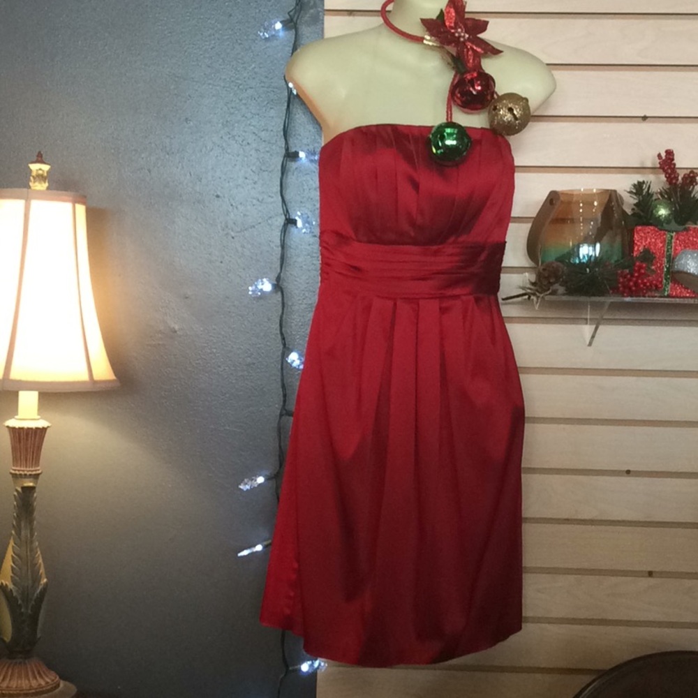 WHBM Strapless red cocktail dress